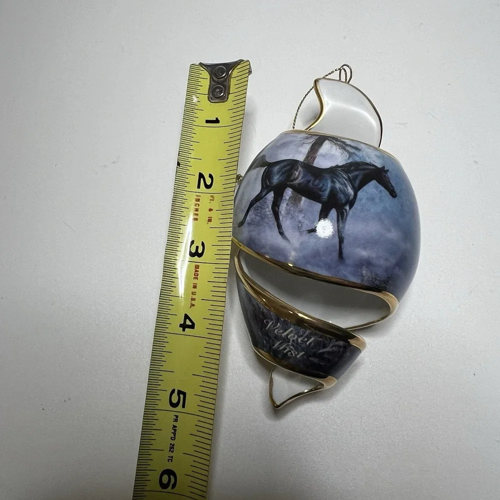 Bradford Exchange Free as‎ the Wind Heirloom Porcelain horse ornament